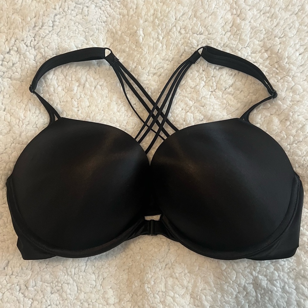 Victoria’s Secret Bombshell Plunge Bra